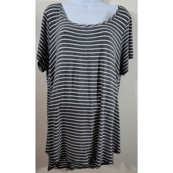 Maurices Gray White Striped Hi Low Top 1 18 20 Plus Lightweight Swing Stretchy - Picture 1 of 4